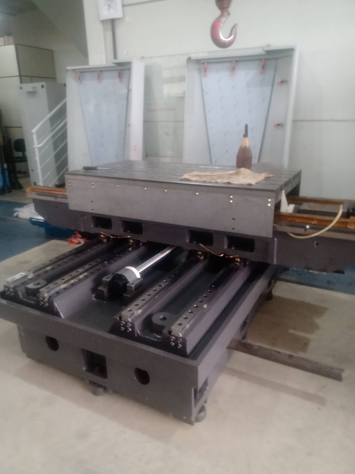 Registro 1 da montagem de máquina importada recebida desmontada